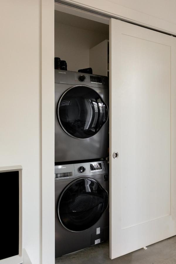 Welcome To Kinn Apartment - Lovely One Bedroom Βανκούβερ Εξωτερικό φωτογραφία